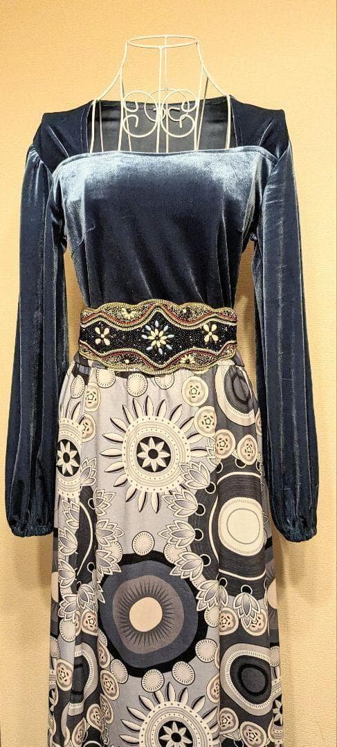 ブラウス　フラメンコ衣装　ストレッチ　ブルー LL〜大きめサイズ