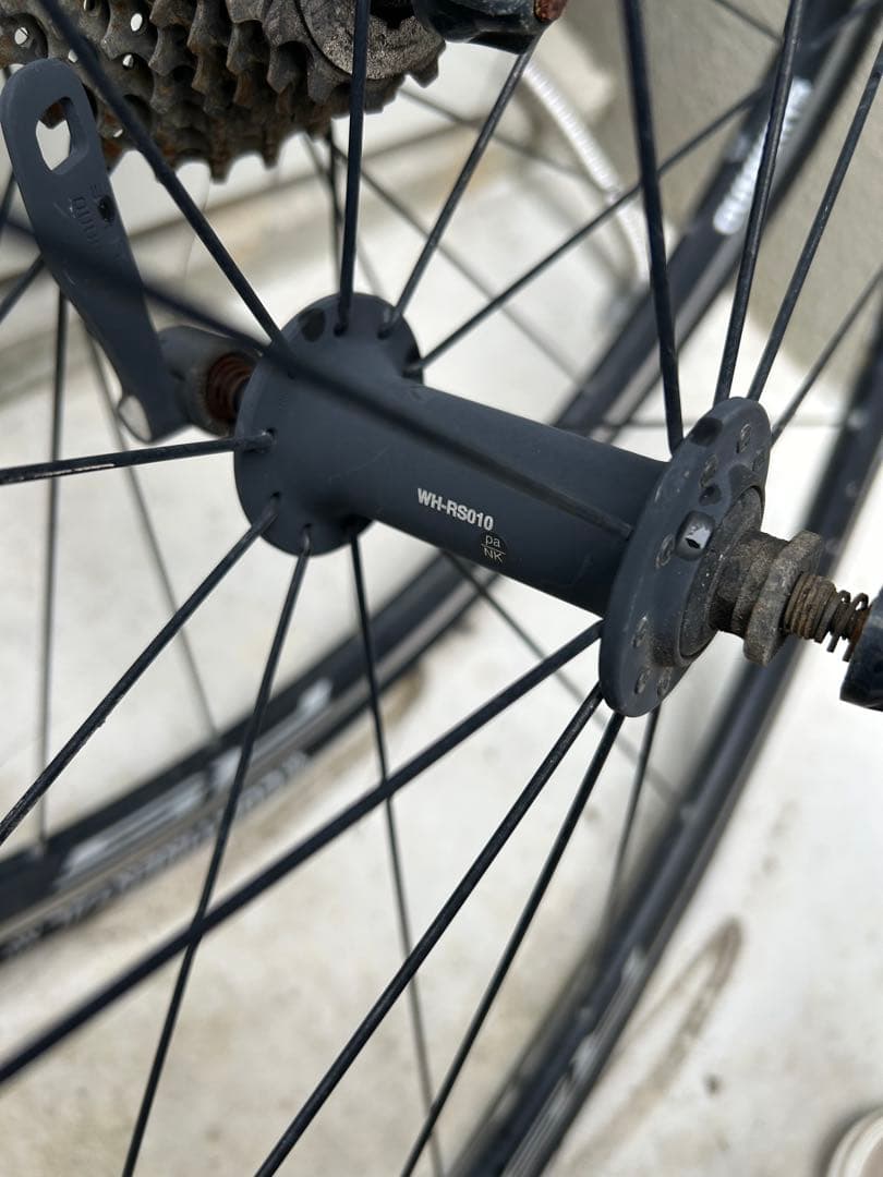 SHIMANO ロードバイク　 ホイール　フロントリアWH-RS010