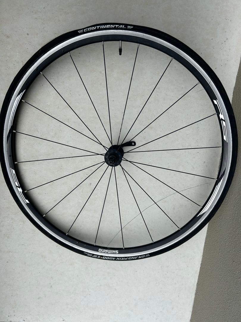 SHIMANO ロードバイク　 ホイール　フロントリアWH-RS010