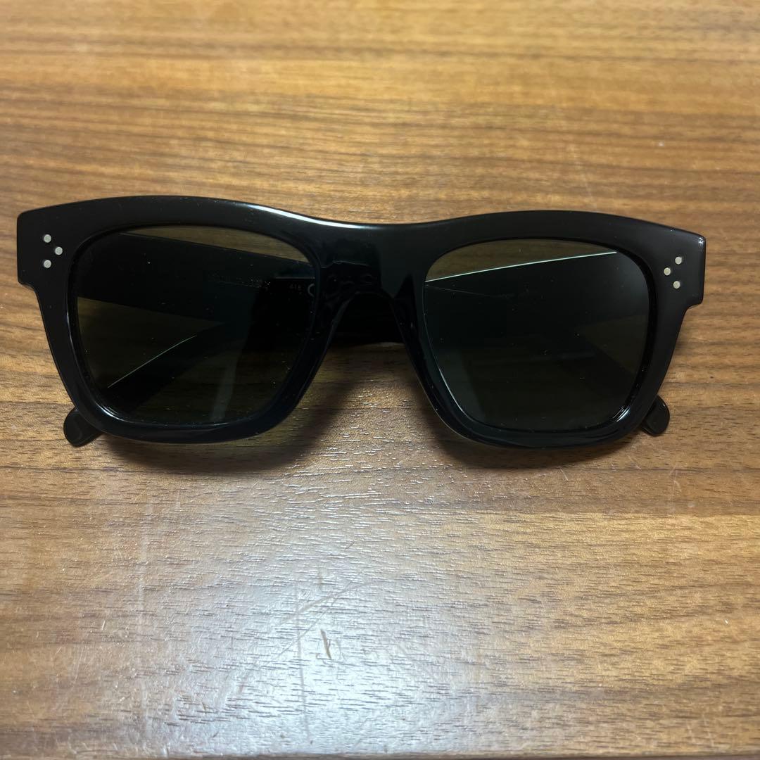 CELINE サングラス　CL40009I