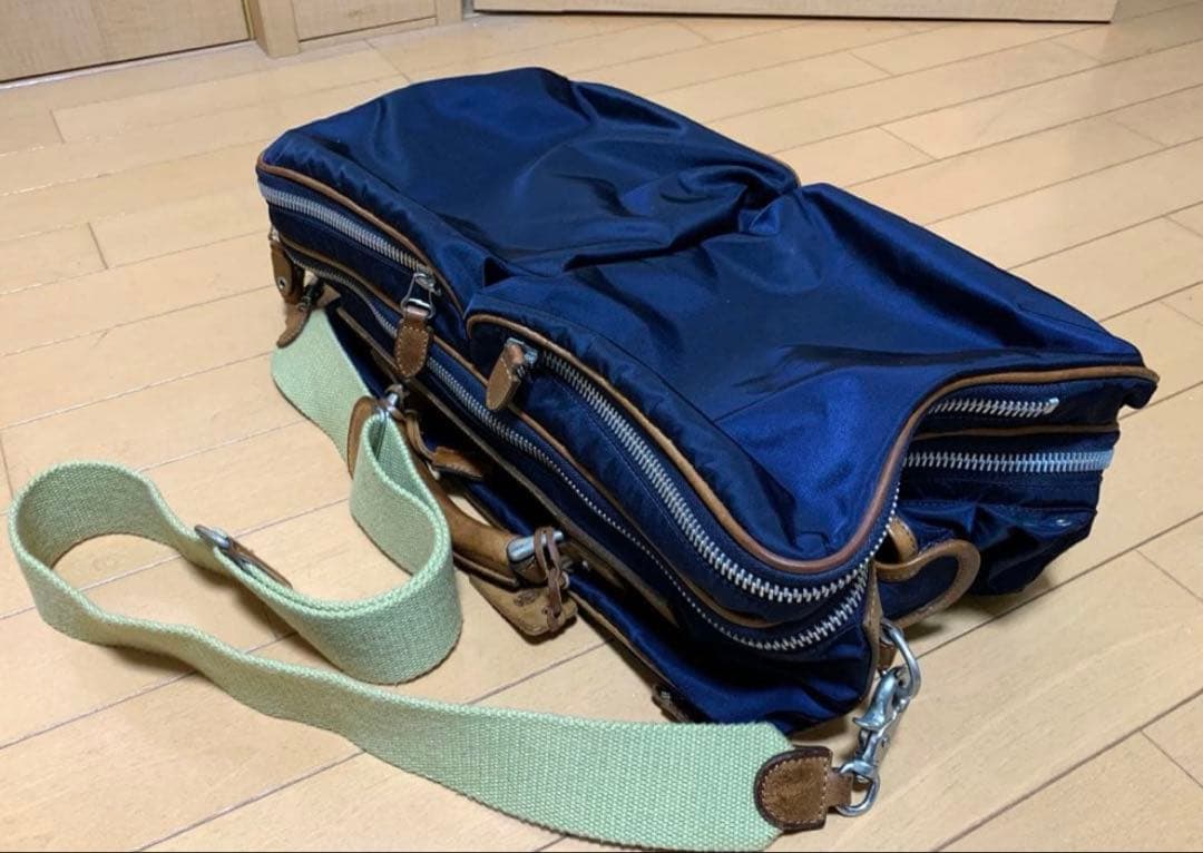 フェリージ　ボストン　ビジネスバック　ネイビー