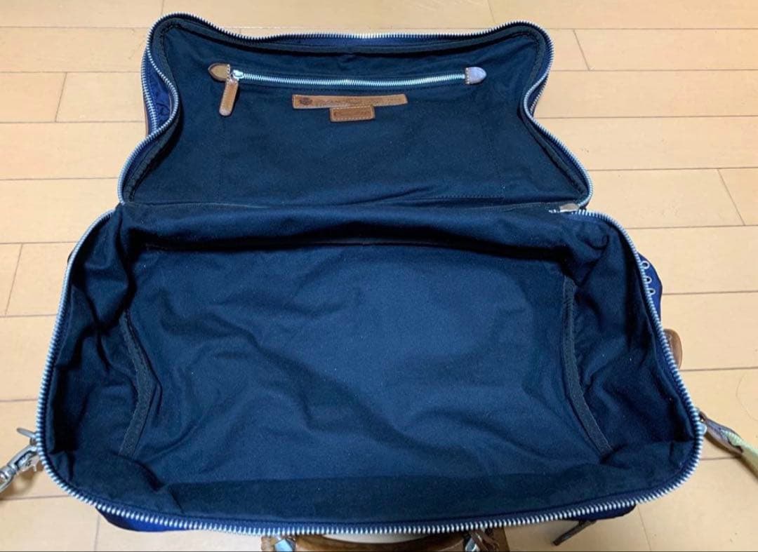 フェリージ　ボストン　ビジネスバック　ネイビー