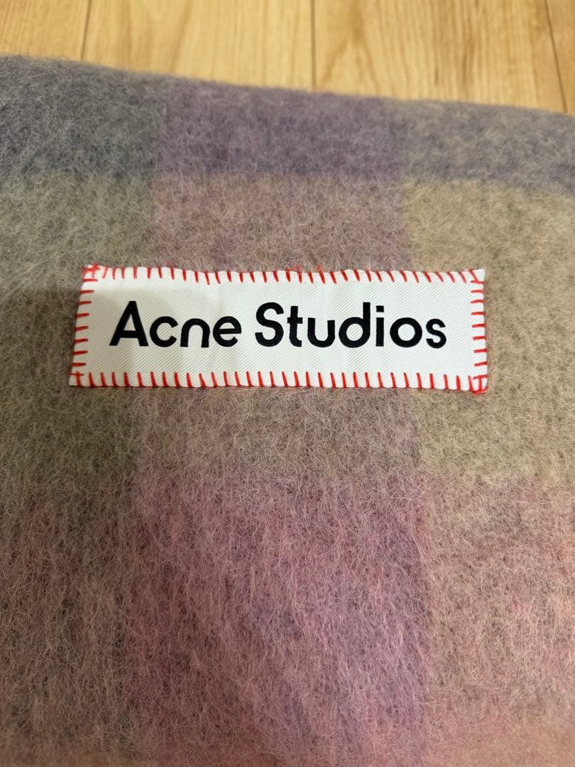 Acne Studios モヘアチェック マフラー ピンク