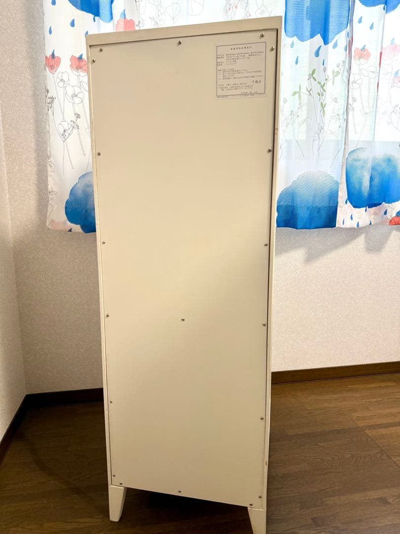 【ふとぶん】ホワイト チェスト 浅型 写真左