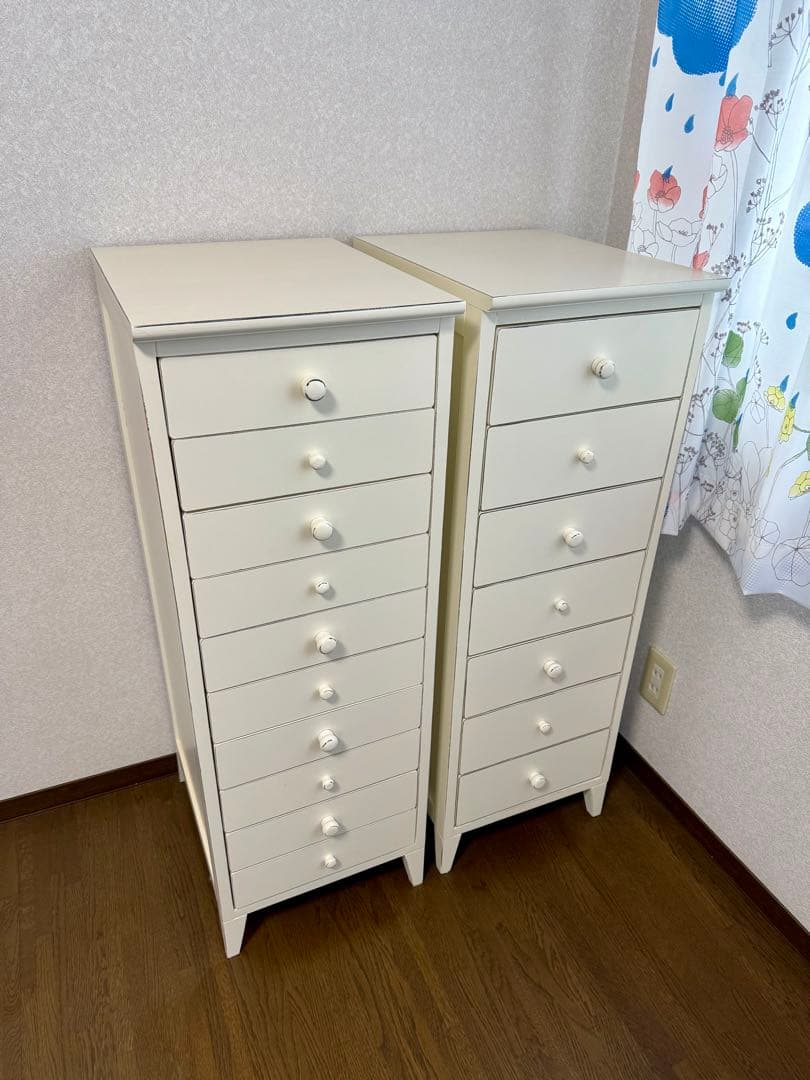 【ふとぶん】ホワイト チェスト 浅型 写真左