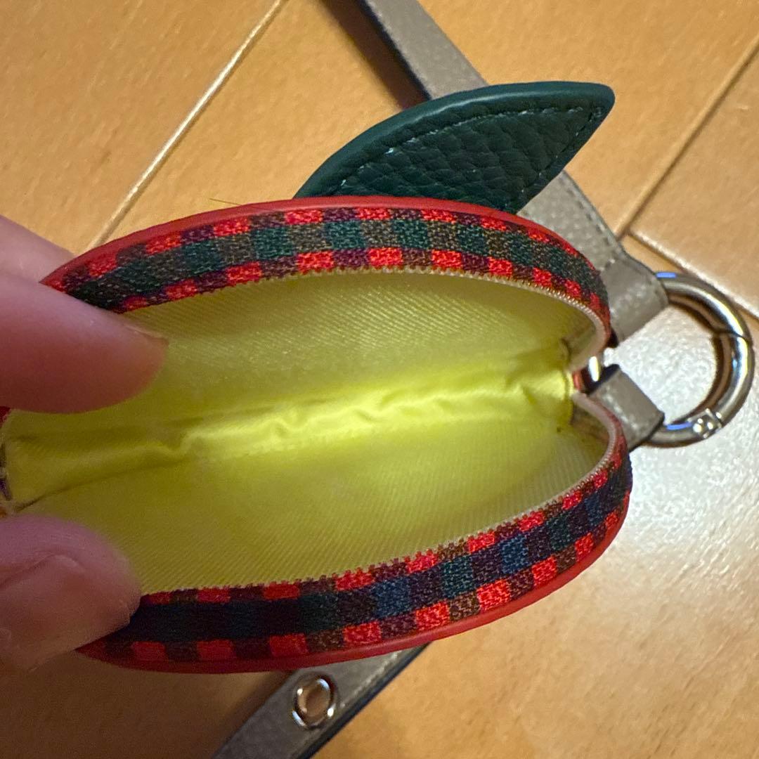 ファミリア✖️ajew スマホストラップ