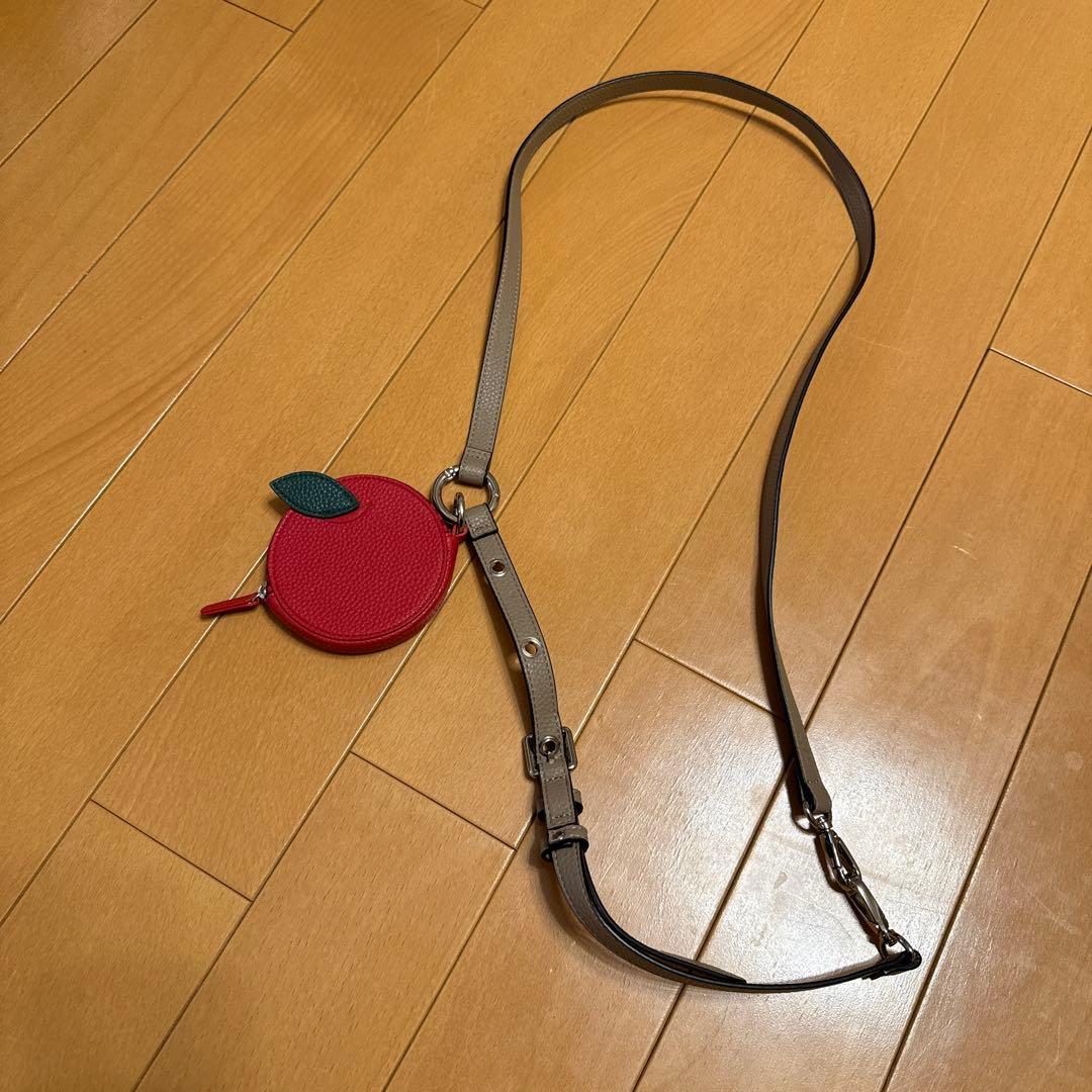 ファミリア✖️ajew スマホストラップ