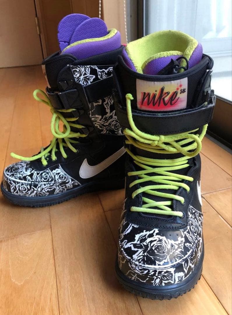 NIKE SB/ZOOM FORCE1モデル　スノーボードブーツ