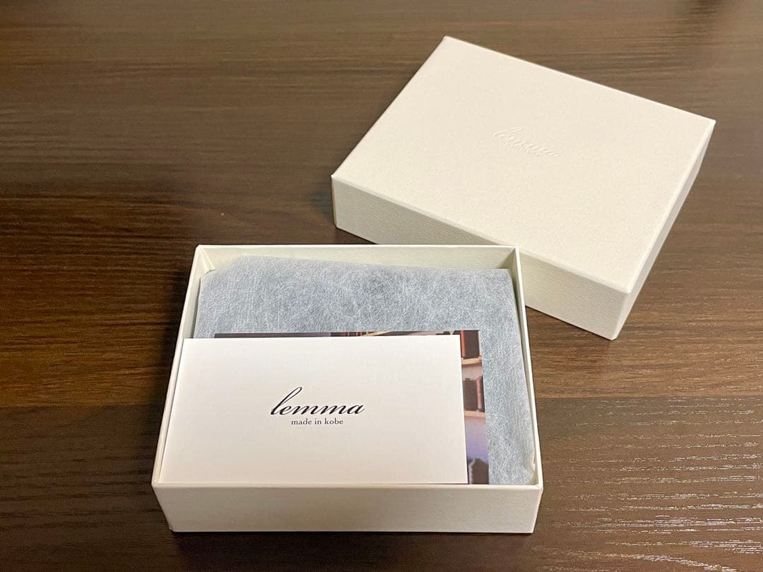 新品未使用　lemma レンマ　マリスコ　ペトローリオ　二つ折り財布