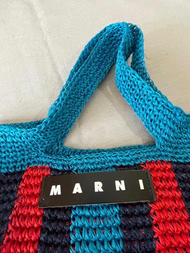 MARNI かごバッグ 青 赤