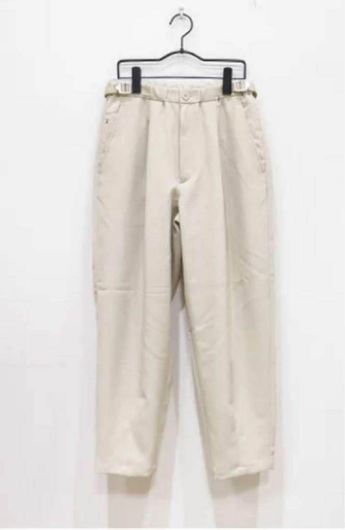 F/CE(エフ　シーイー)　ベージュ パンツ