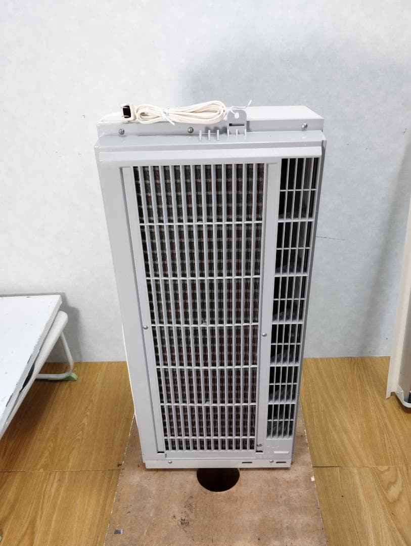 K☆027　コロナ　ウィンドエアコン　CWH-A1817　冷暖兼用タイプ！