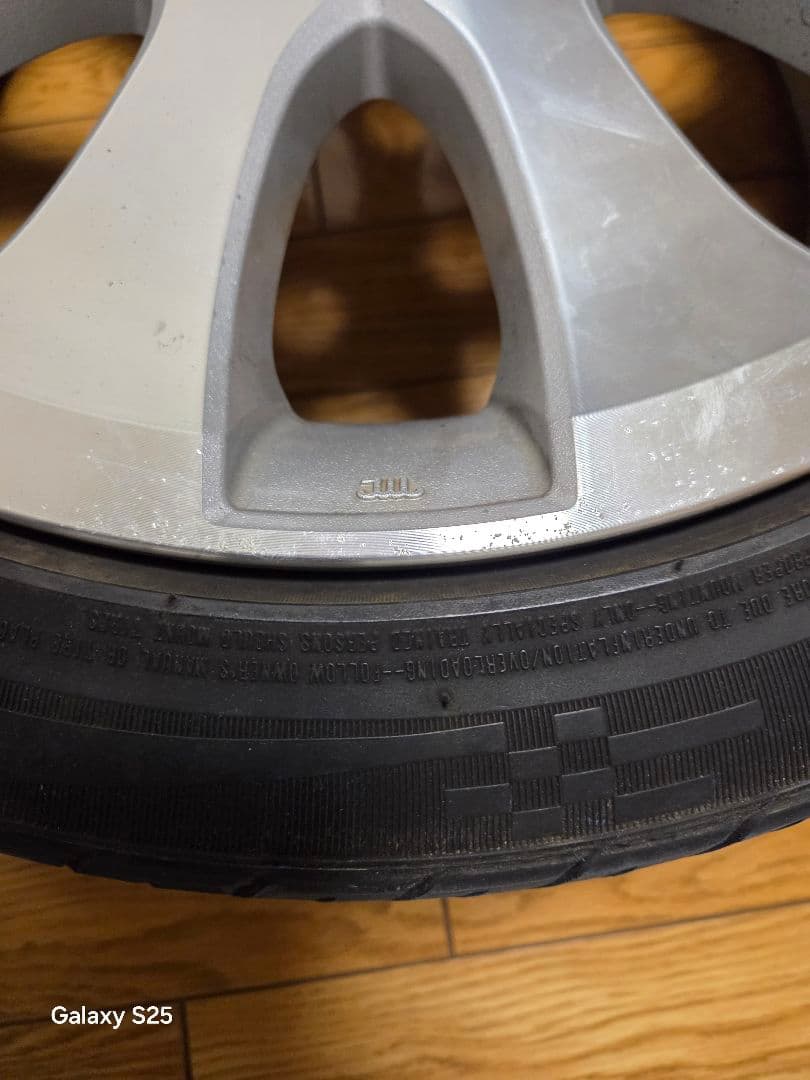 トヨタ純正ホイール　15インチ