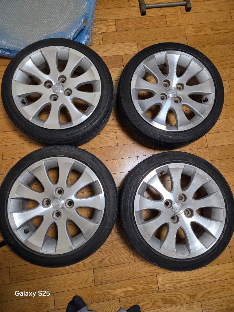 トヨタ純正ホイール　15インチ