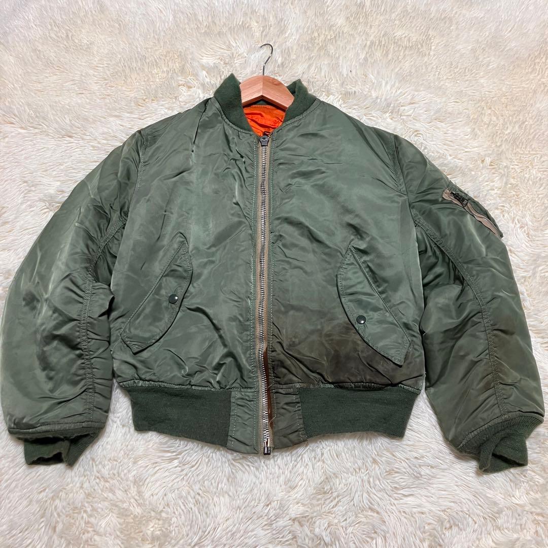 USA製　80s アルファインダストリーズ MA-1 リバーシブル M