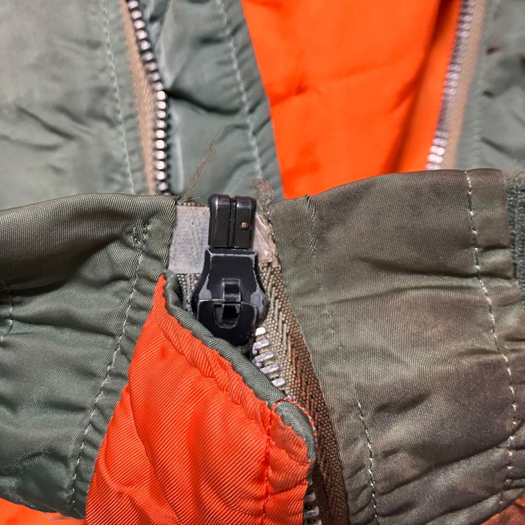 USA製　80s アルファインダストリーズ MA-1 リバーシブル M