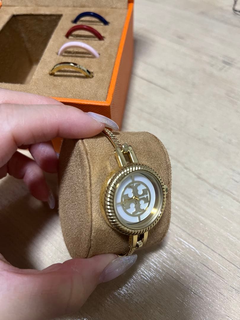 TORY BURCH ゴールド アナログ腕時計