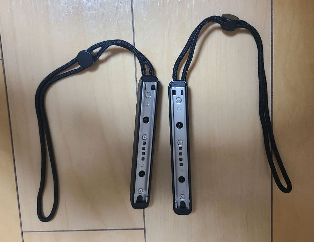 ニンテンドースイッチ本体 ブラック セット(箱、キャリングケース、SDカード付)