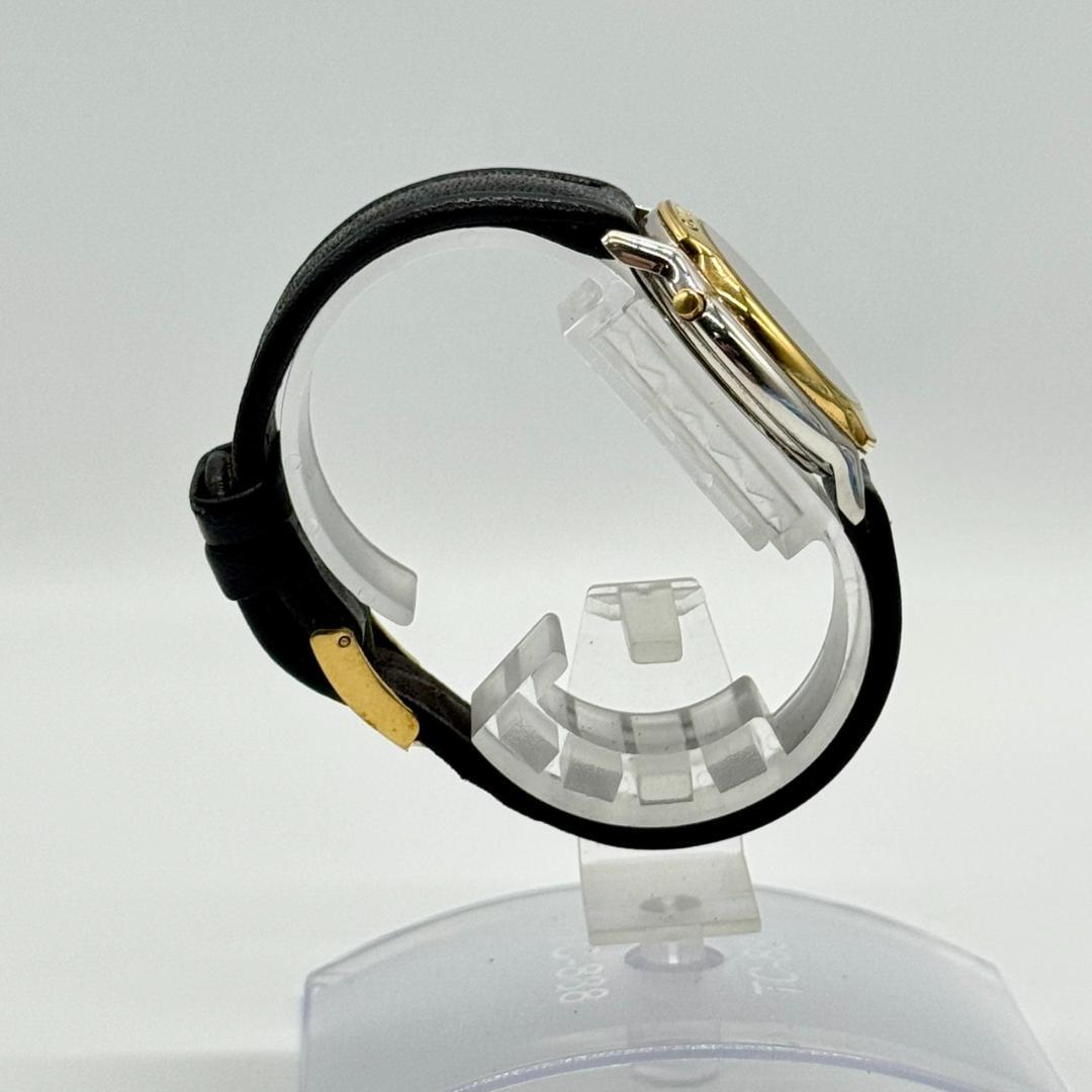 稼働品 GUCCI グッチ 腕時計 デイト グレー文字盤 クォーツ 8200JR