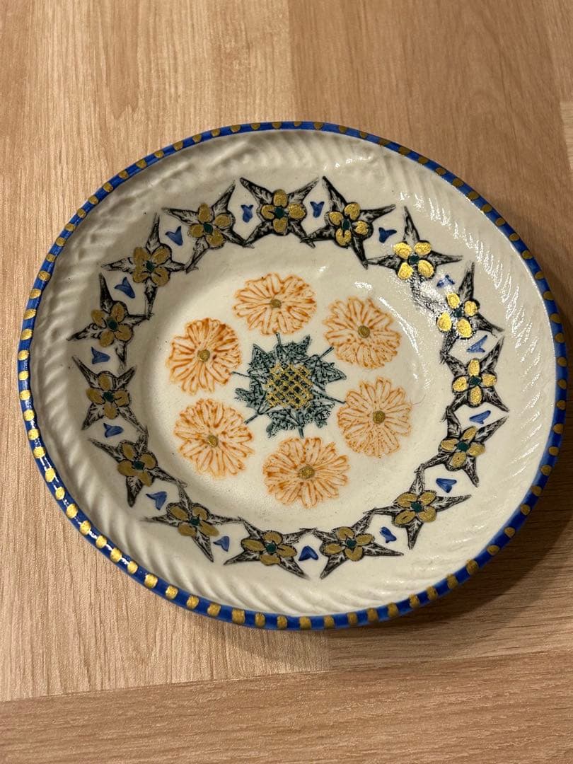 つちやまり　お皿