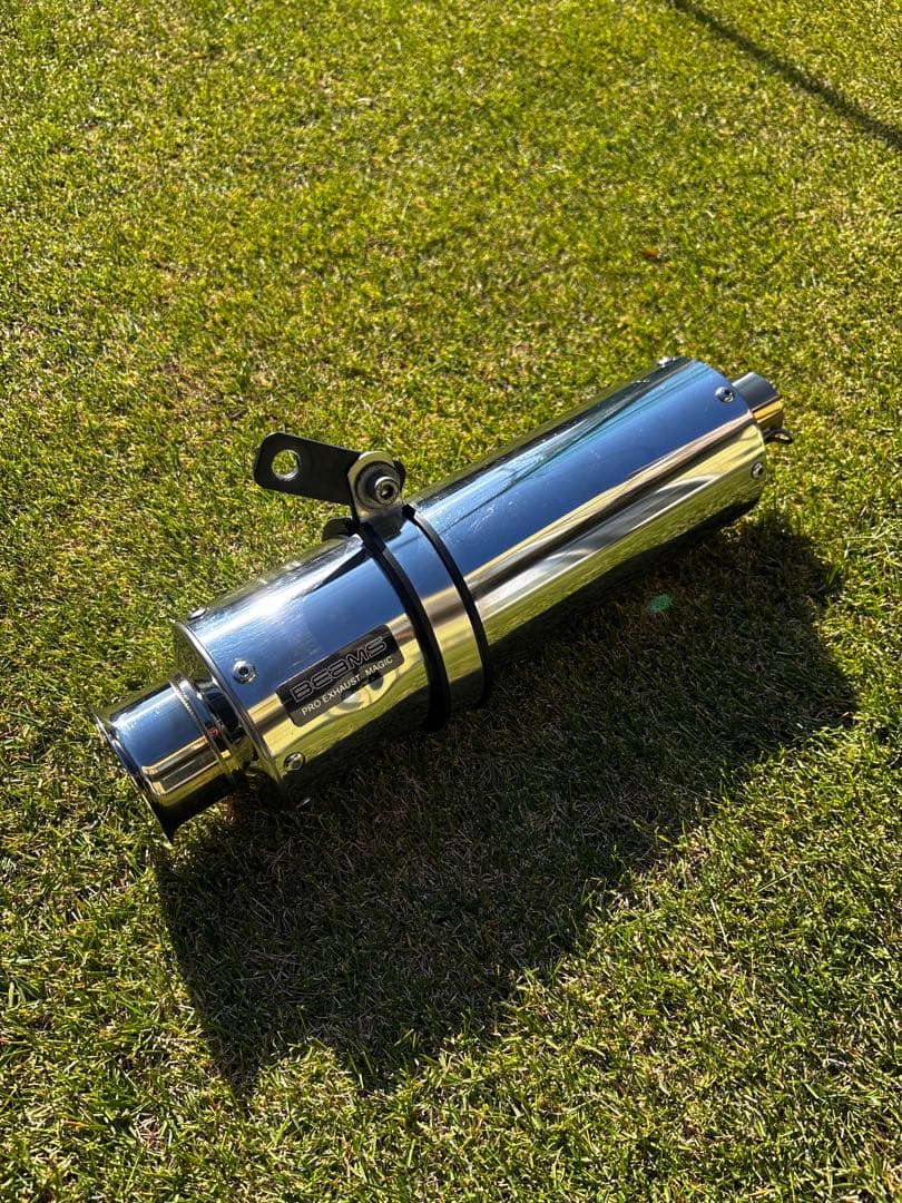 moneyグラストラッカー　BEAMS SS300ソニックマフラー