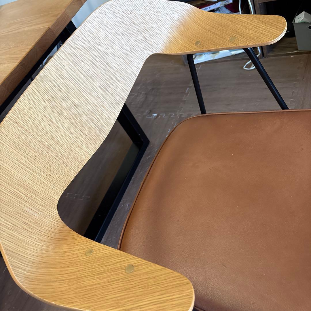 SogoouT　アクタス　675チェア　①