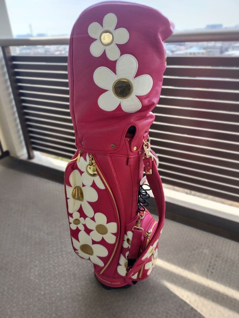 win win style ピンク 花柄 ゴルフバッグ　ウィンウィンスタイル