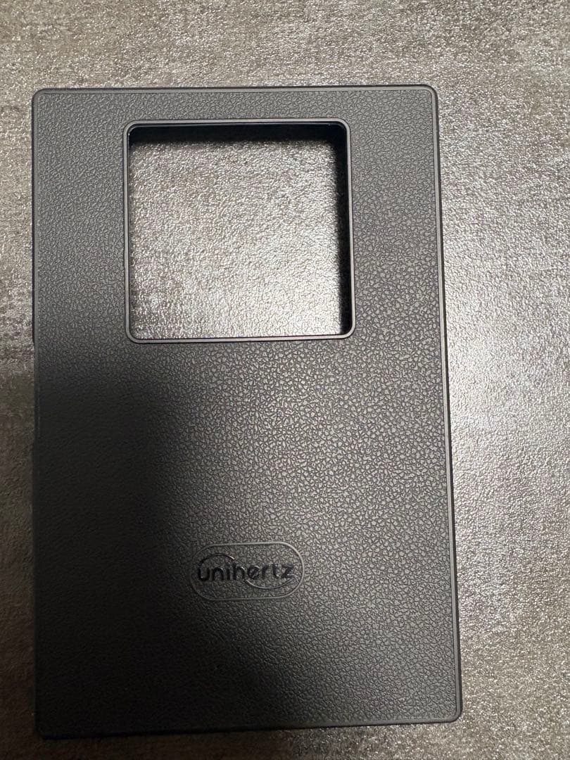 スマートフォン本体 Uniherz TITAN 2