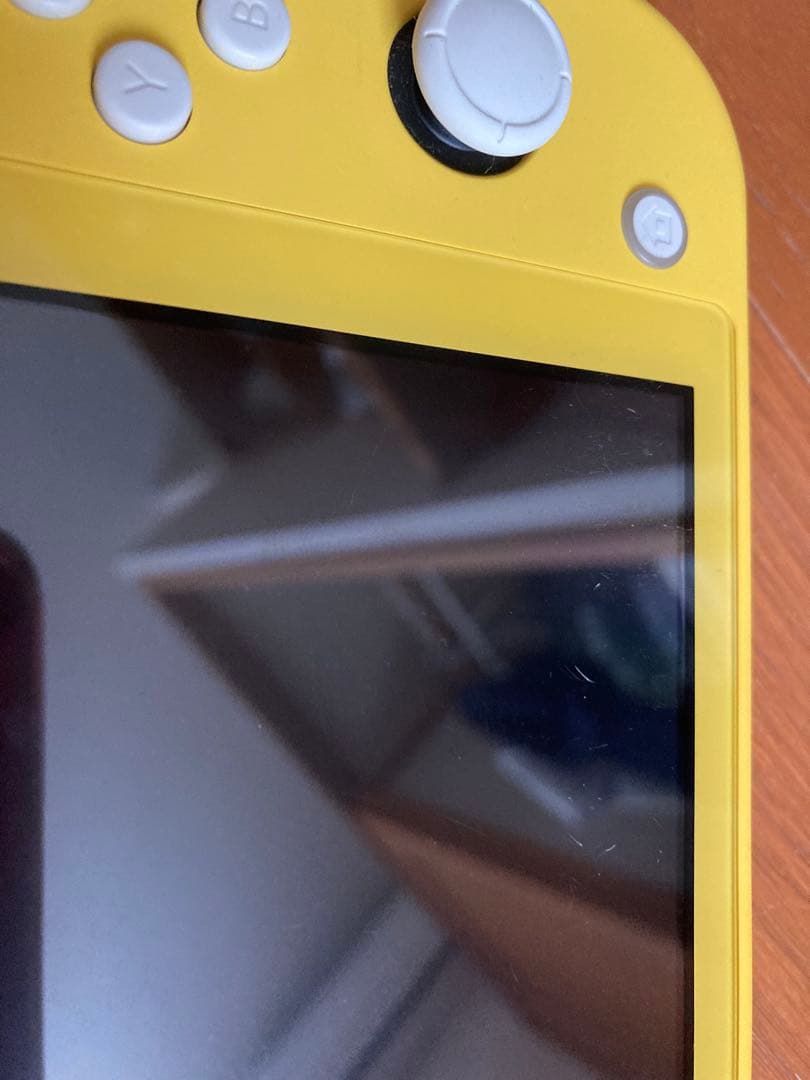 Nintendo Switch Lite スイッチライト　あイエロー　中古