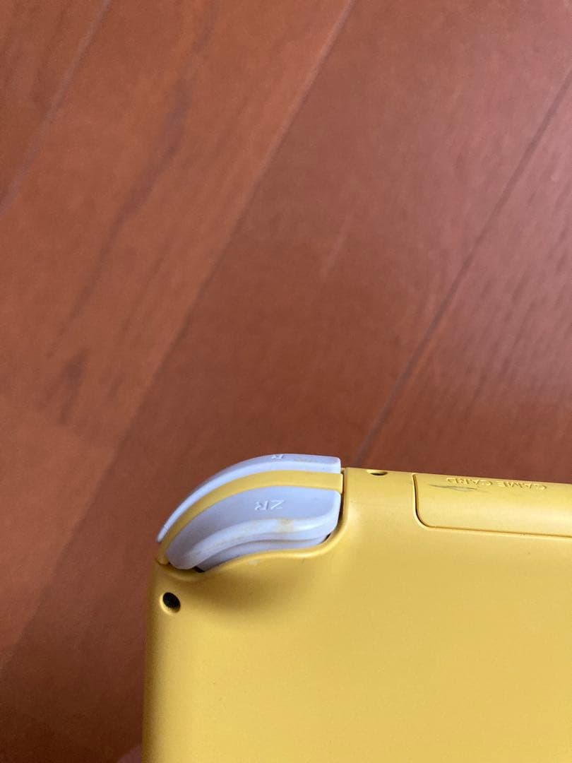 Nintendo Switch Lite スイッチライト　あイエロー　中古