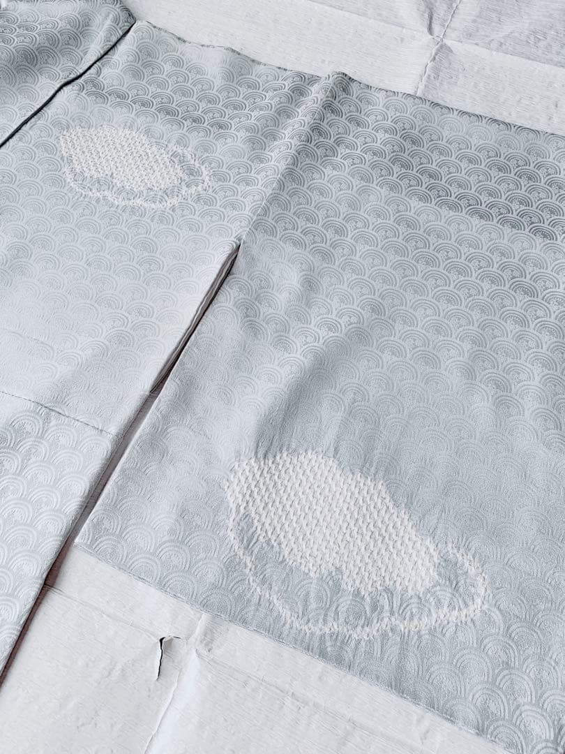 【未使用　しつけ糸なし】　正絹　訪問着　絞り　刺繍　アイスブルー