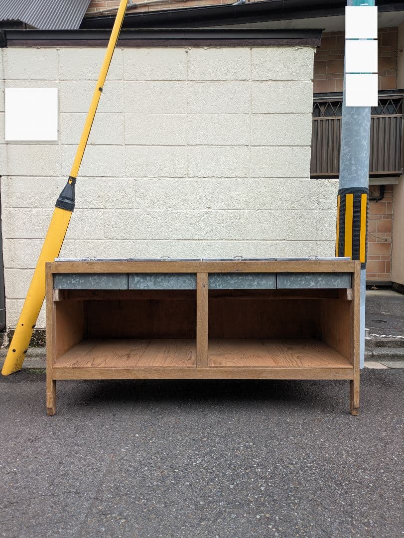 昭和レトロ 陳列台 展示ケース ショーケース ブリキ 木製台付き 駄菓子屋