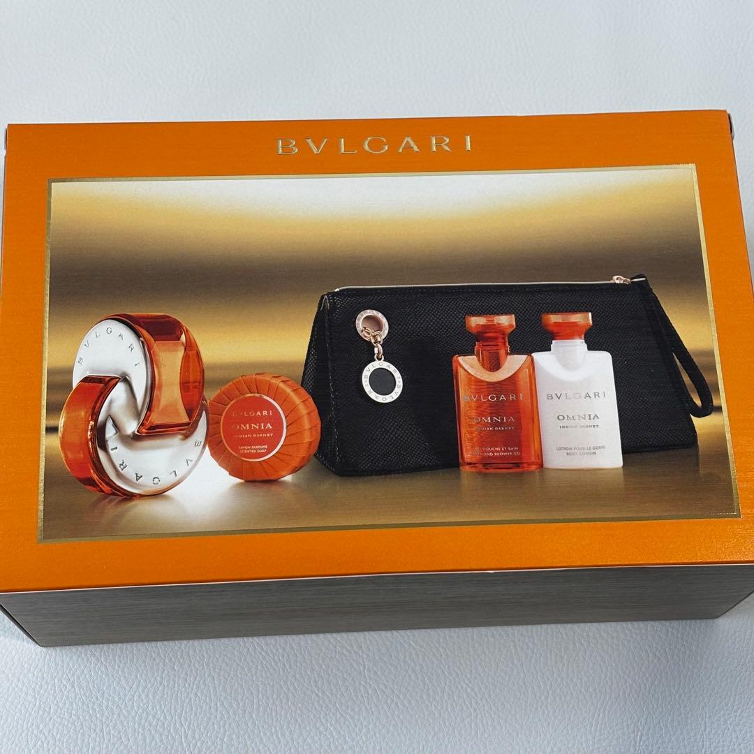 【希少】ブルガリ オムニア ガーネット オードトワレ 65ml ギフトセット