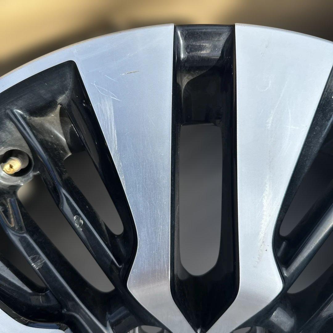 アルファード／ヴェルファイア30系純正品アルミホイール