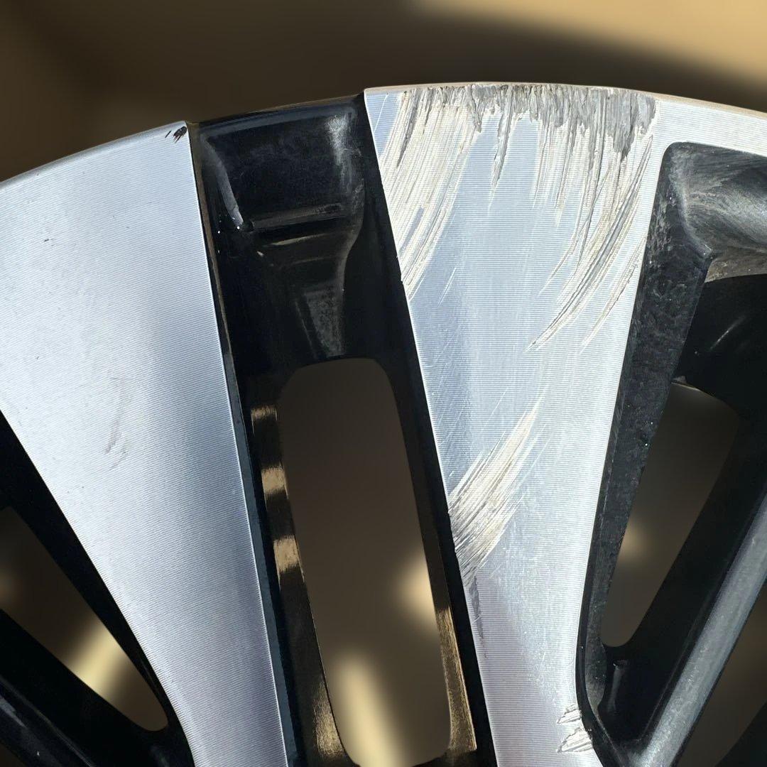 アルファード／ヴェルファイア30系純正品アルミホイール