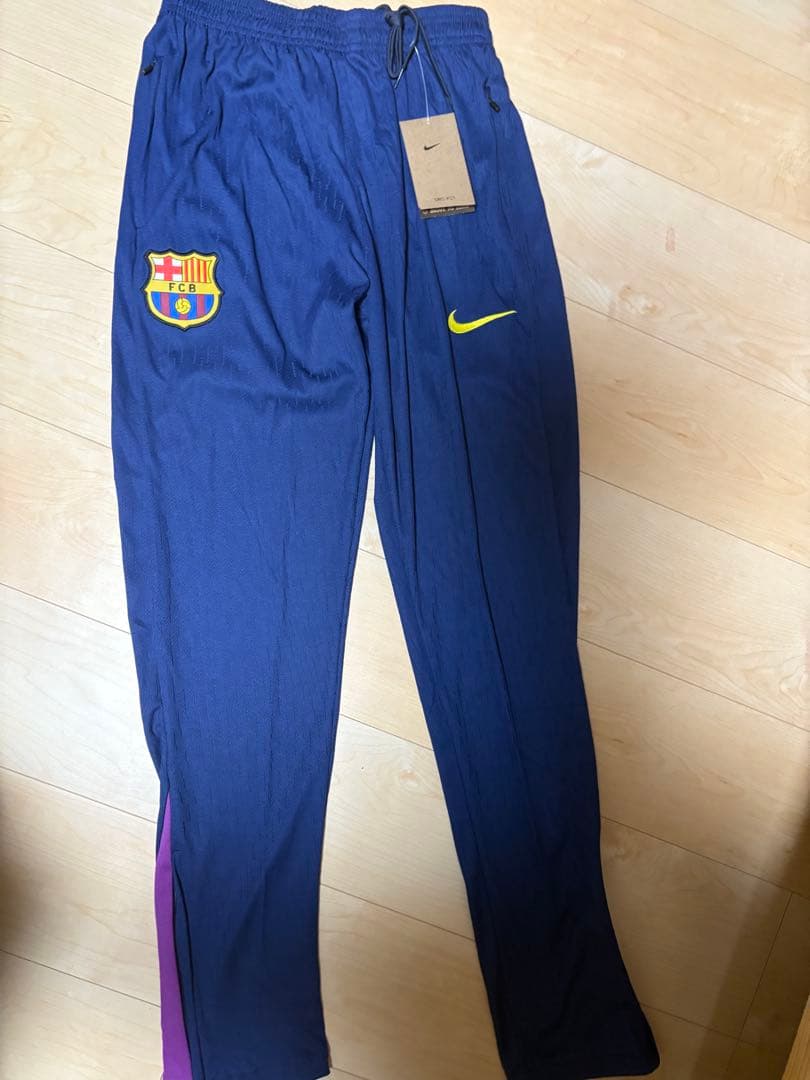 値下げ【新品未使用】FC Barcelona ドリルトップ上下　Lサイズ