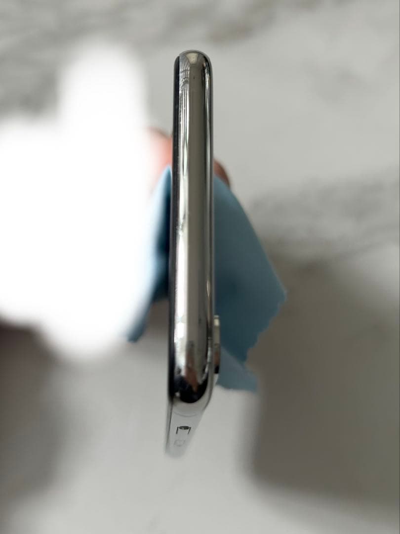 Apple iPhone X シルバー 本体 256GB