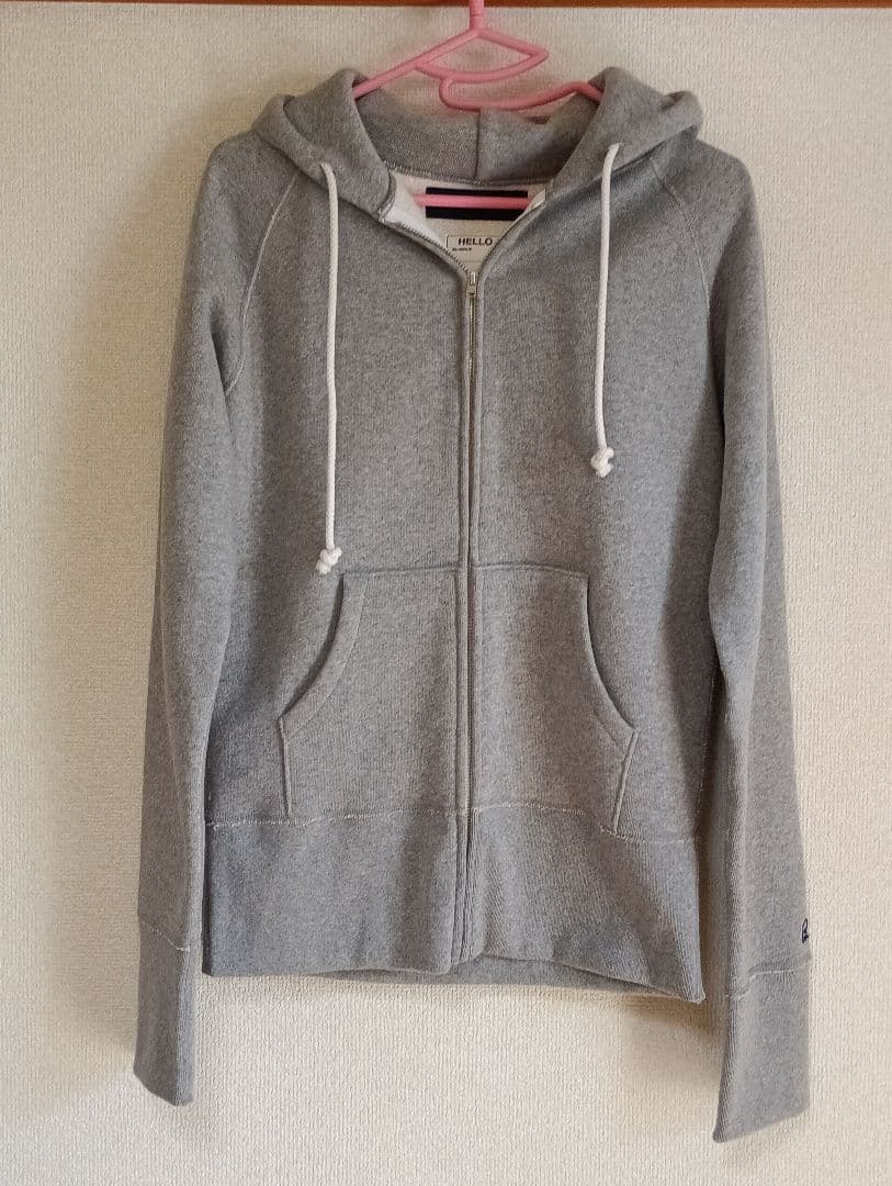 タグつき未使用　SLIM FIT ZIP HOODIE