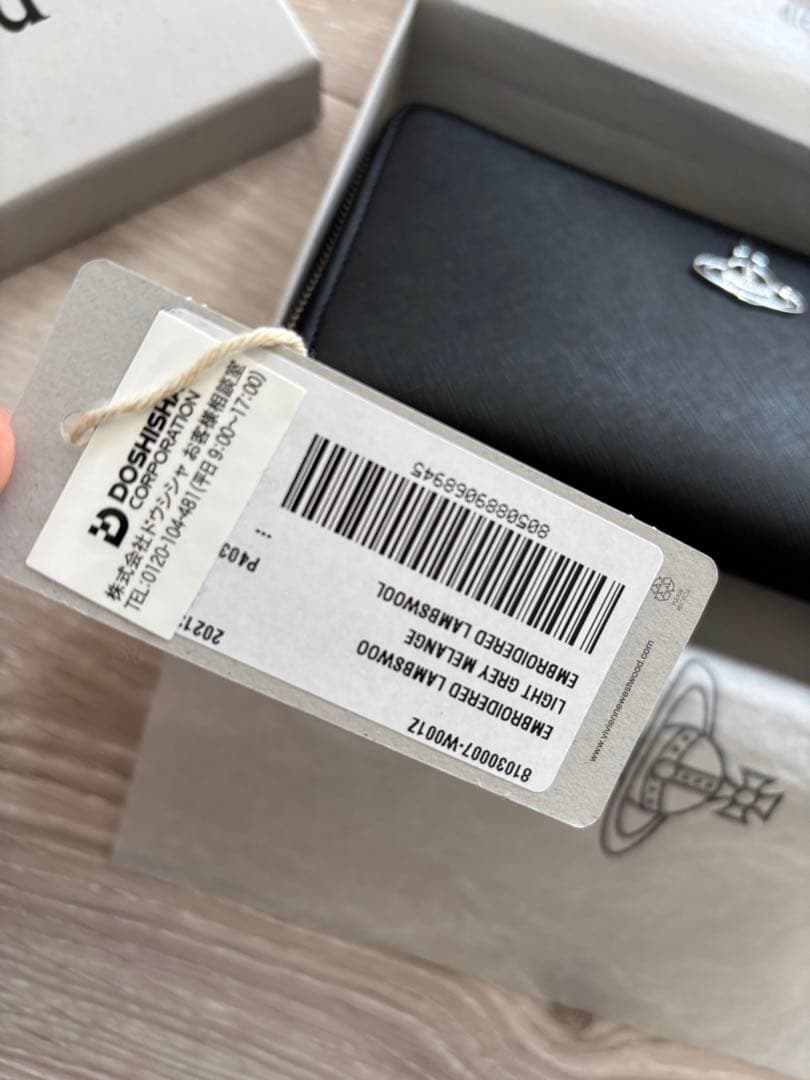 新品 Vivienne Westwood 長財布