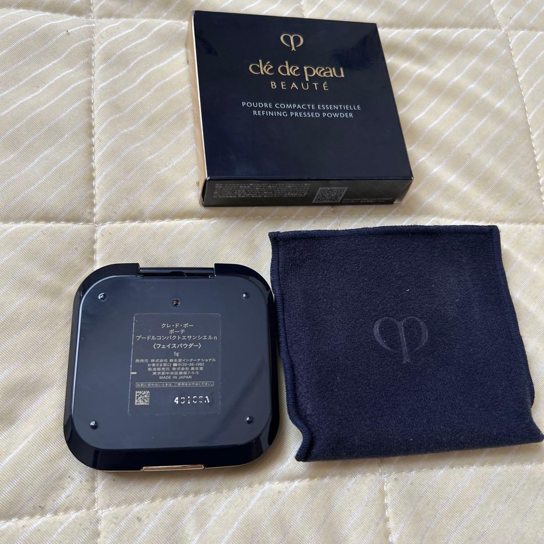 ◆クレ・ド・ポーボーテ/プードルコンパクトエサンシエルn/SUQQUザプライマー