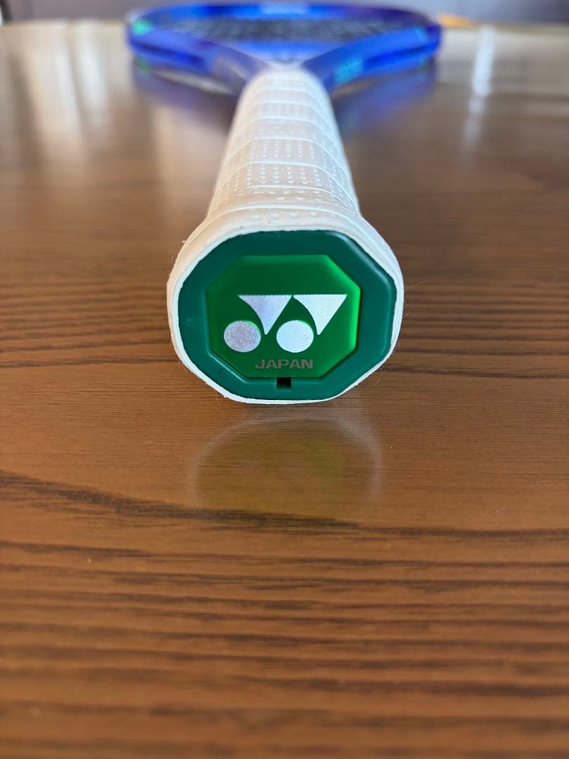 YONEX EZONE 100 TOUR テニスラケット グリップG2