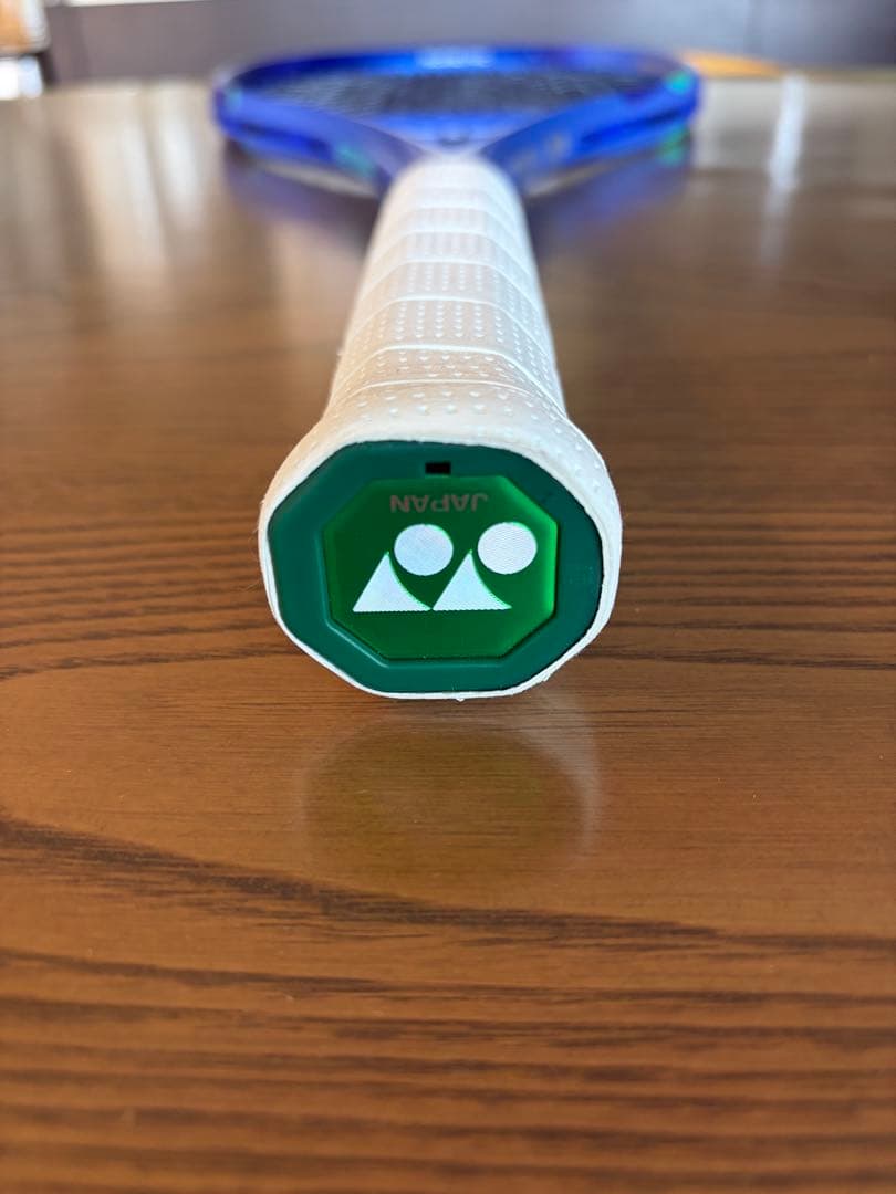 YONEX EZONE 100 TOUR テニスラケット グリップG2