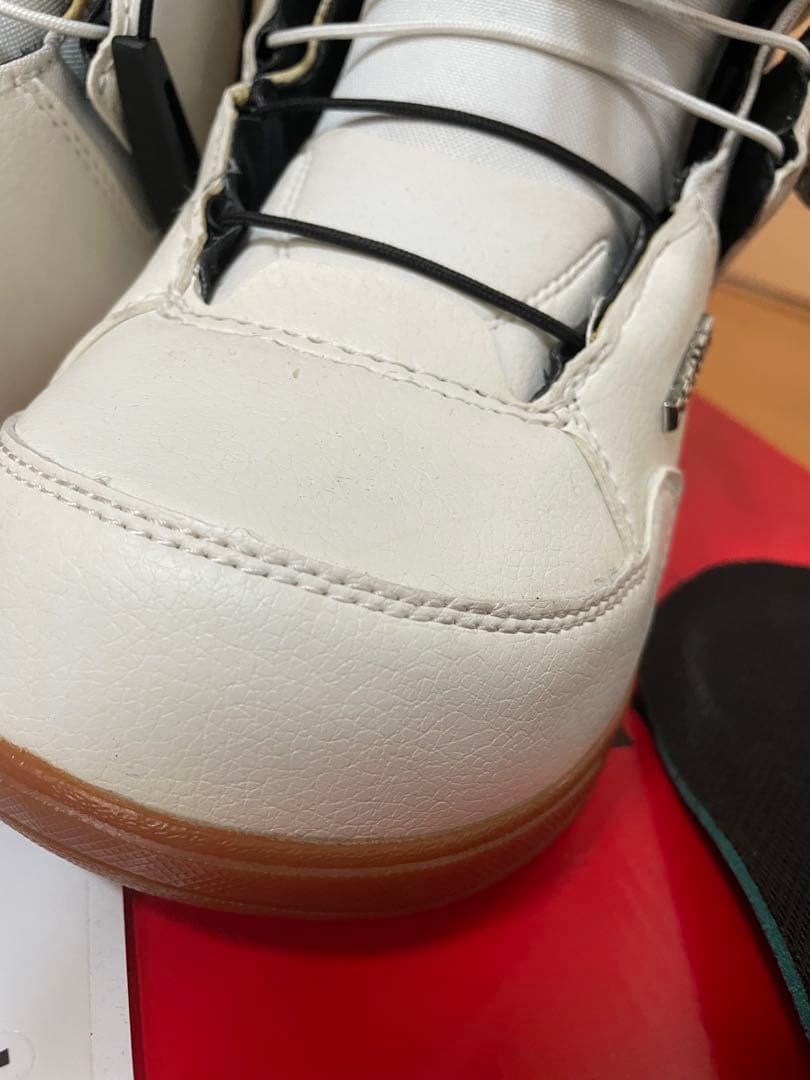 DEELUXE TEAM ID LTD. LARA ホワイト 23.5cm