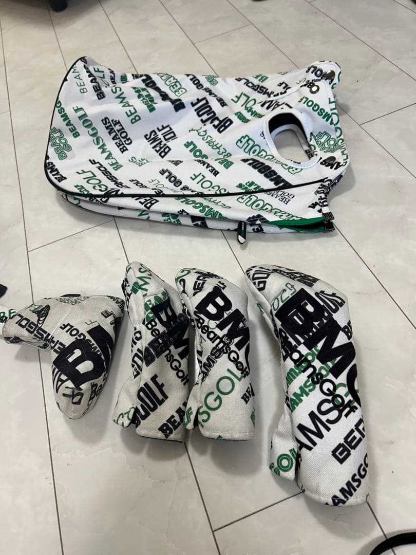 BEAMS GOLF マルチロゴ スタンドキャディバッグ　ヘッドカバー付属