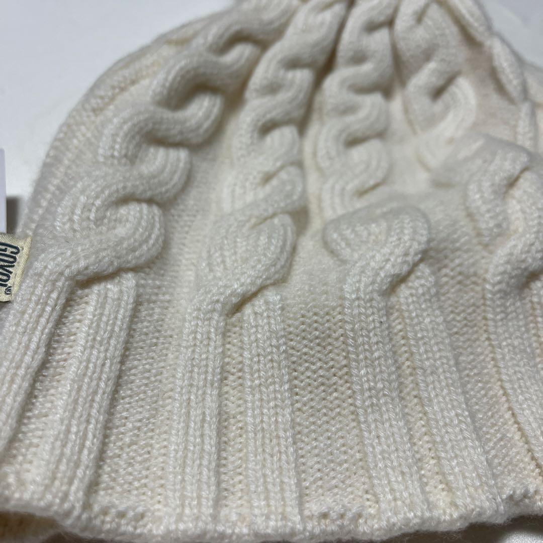 最終お値下げ中　カシミヤ100%ポンポン付きニット帽