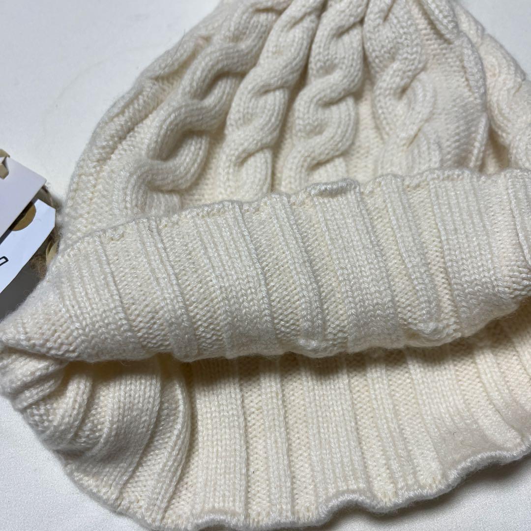 最終お値下げ中　カシミヤ100%ポンポン付きニット帽