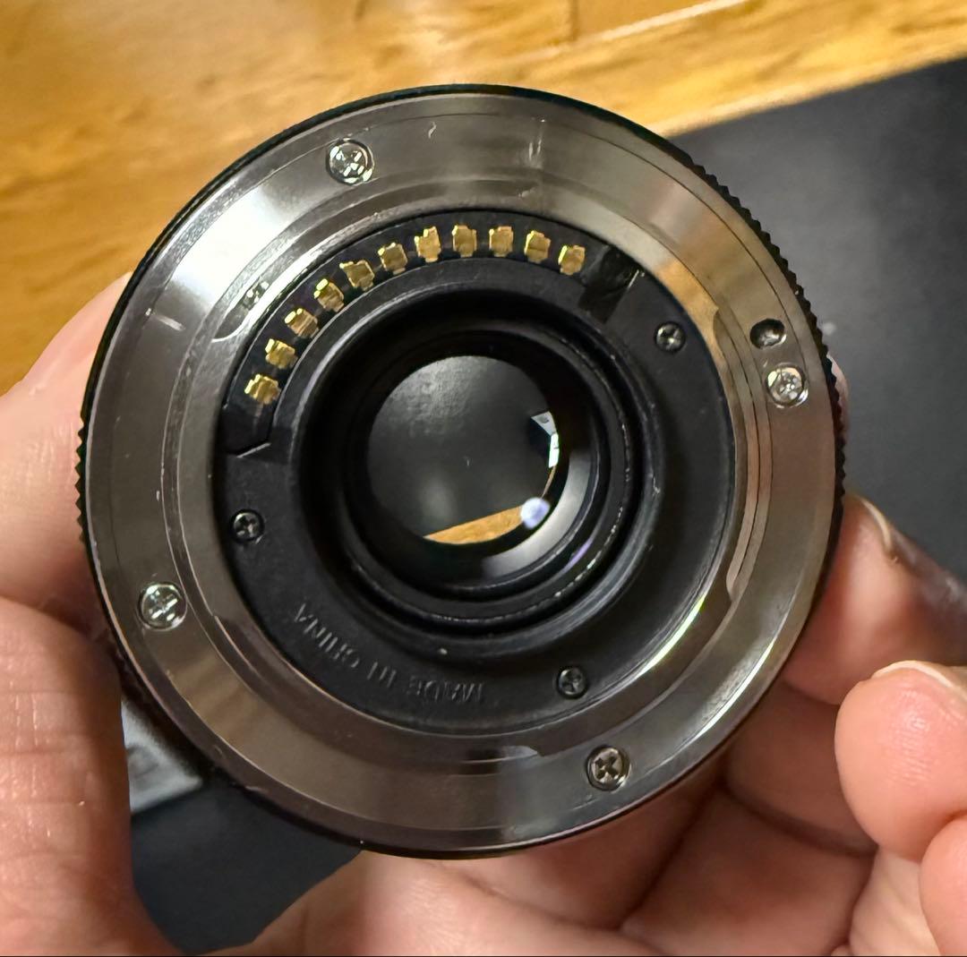 お値引き【美品】ZUIKO ED12mm f2.0 ブラック+純正フード