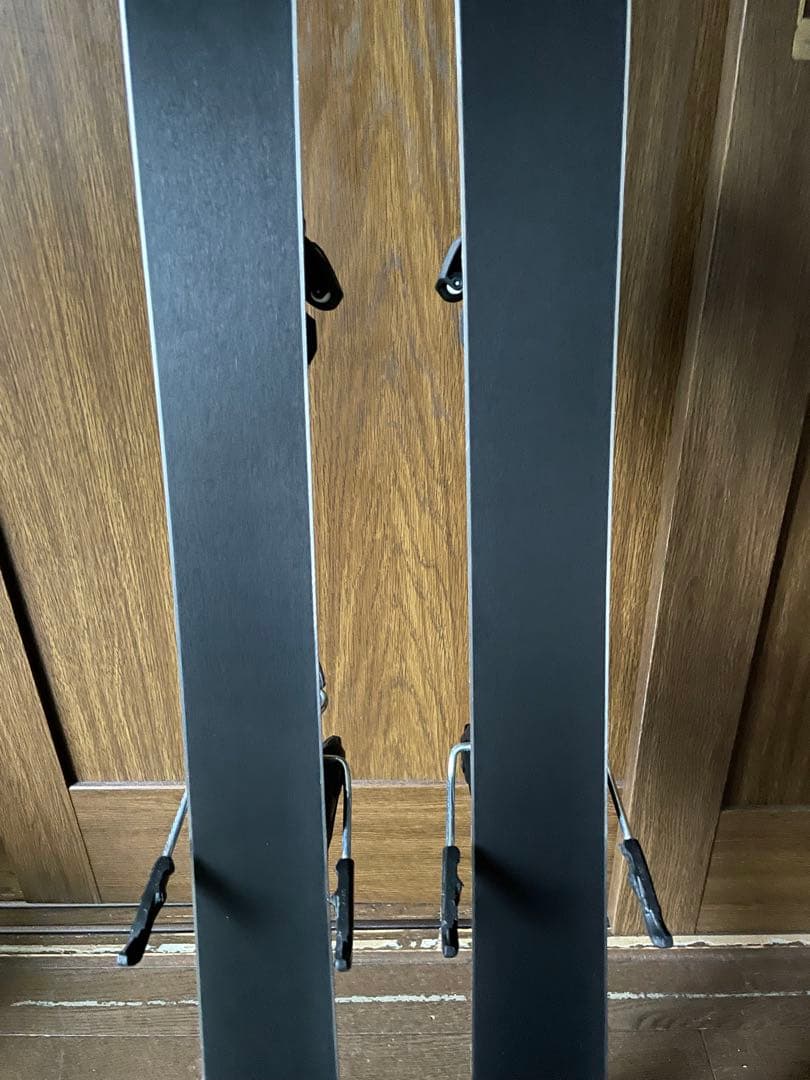 アトミック　レッドスターMI 156cm