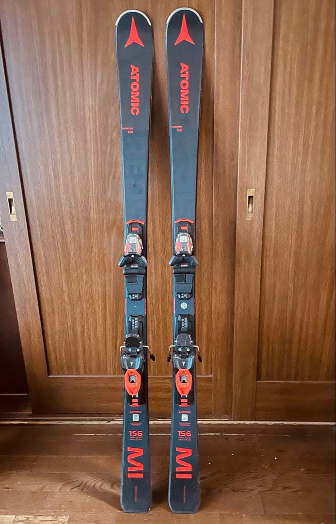 アトミック　レッドスターMI 156cm