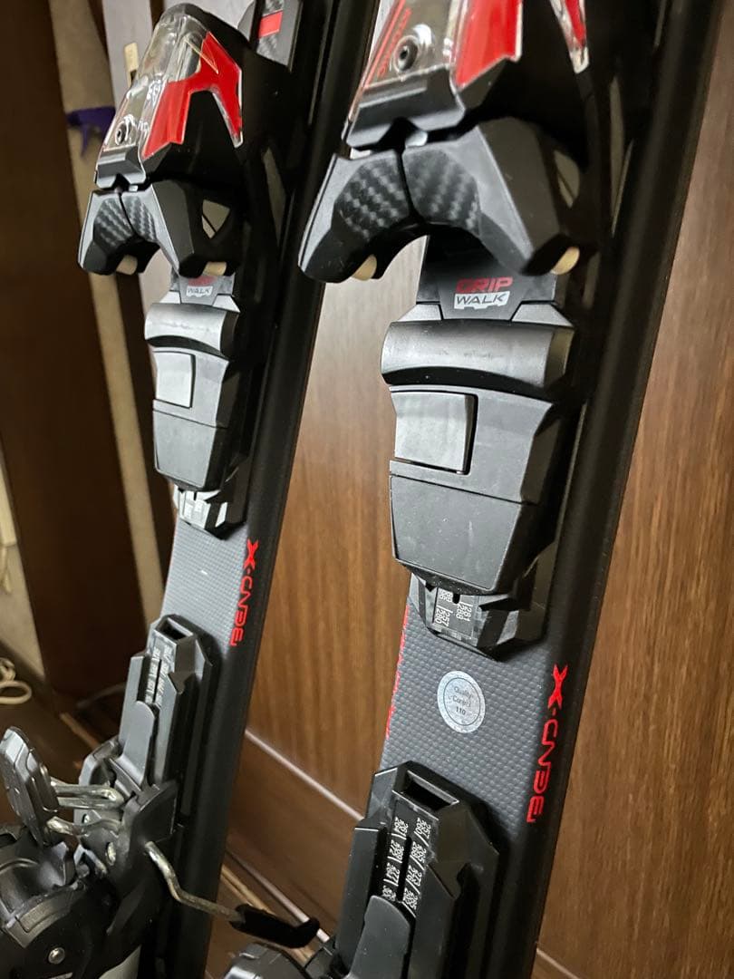 アトミック　レッドスターMI 156cm